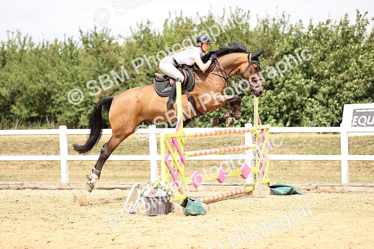 SBM_010629 - Class 9 - Senior Foxhunter - 1.20m Open