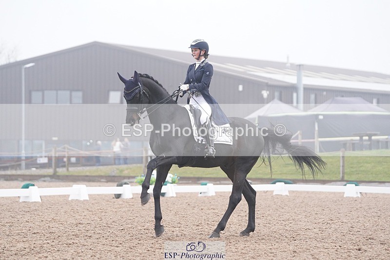 250404-083912-03805 - 069-India.Hamilton-Burnet-Kissingdale