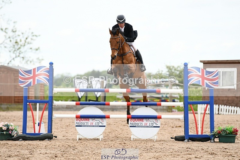 250508-100303-00937 - Cls 1 Snr Foxhunter