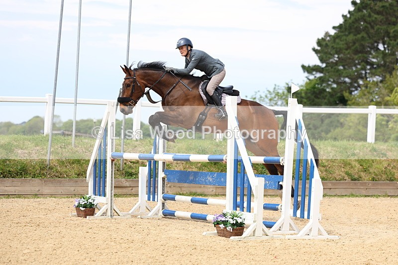 3E7A9289 - Class 7: Senior 1.05m