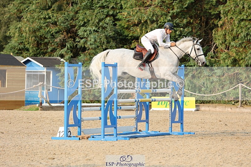 250816A-181003-03296 - Cls 11 Snr Foxhunter