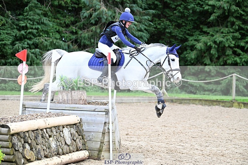 241117-132536-04163 - Cls 3 90-95cm 13.00 to 14.00