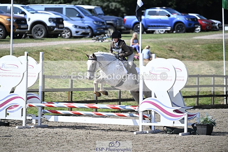 240823X-111729-16025 - 60cm R2 11.00 to 12.30