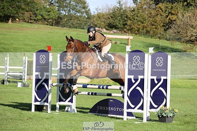 231022-101134-24376 - 634-PEMBROKE.MASTER.PIECE-Joanna.Dunn-TrotUp+SJ