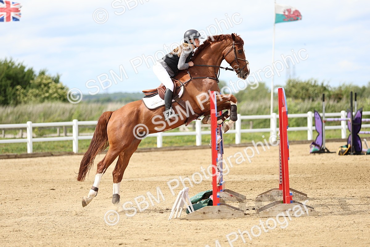 SBM_001294 - Class 5 - Senior Foxhunter - 1.20m