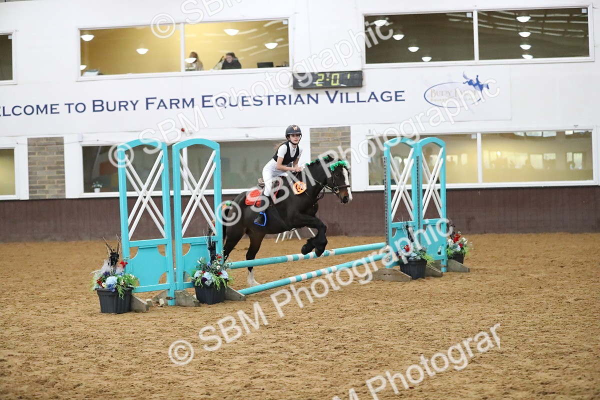 SBM_001900 - Class 3 - Horse & Hound