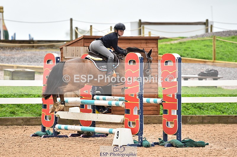 231028A-121610-01079 - Cls 3 Discovery & 90cm Open