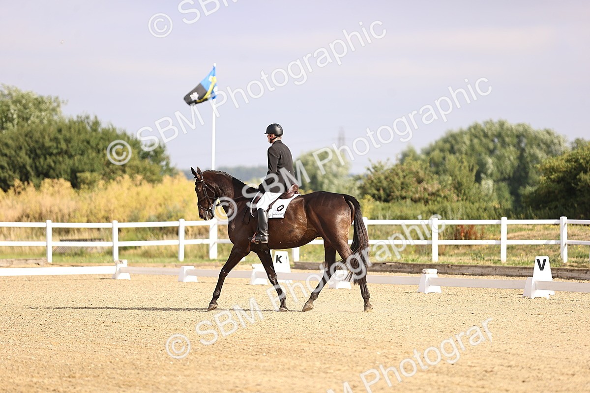 SBM_008458 - Novice 5 - 08.30-9.33