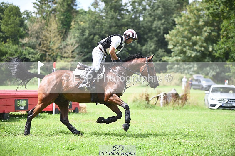 240804-120123-12423 - 306-Rupert_Batting-COOMBELAND_ALBERTS_RUMOUR_II