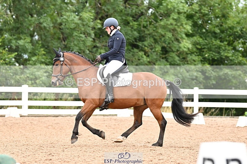 240817A-151621-10043 - 126-Emma.Chamberlain-Fleethouse.Lady.Kate