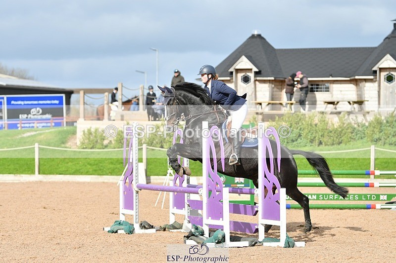 251026-120404-02735 - Cls 23+24 80cm Club and Schools