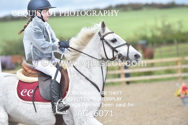 JAC_6071 - CLASS 6 SAT Springboard 128cm/ 138cm Restricted Handicap
