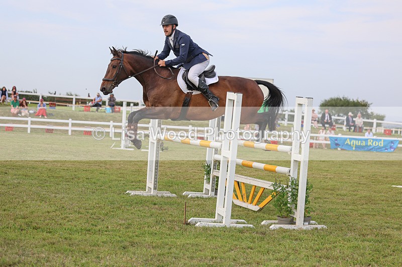 3E7A1018 - Class D: Showjumping Senior Newcomers/1.10m open