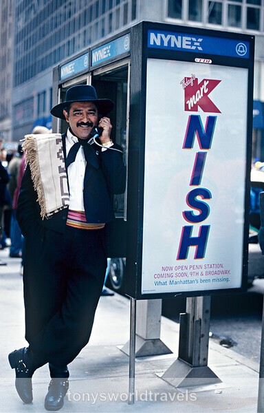 Goucho on a visit to New York - Smiling faces of the World