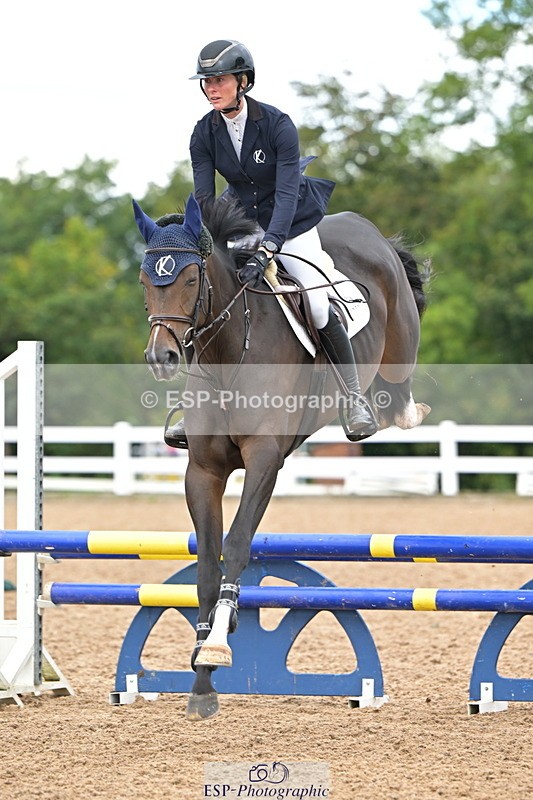 240925A-104659-00119 - Cls 1 British Novice and 90cm Open