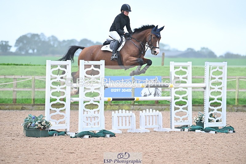 231013A-162308-03302 - Cls 10 National 1.30m Open