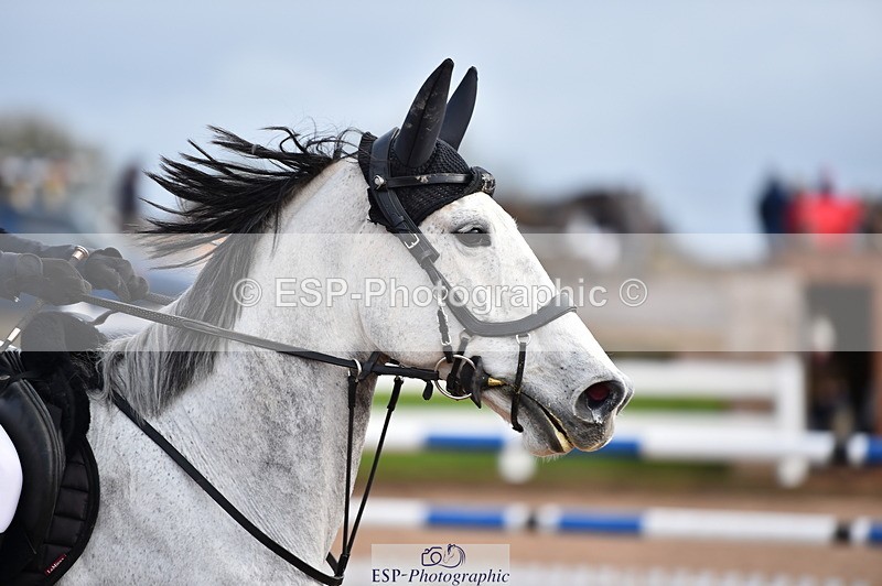 231203A-125816-01245 - Cls 9+10 Children on Horses 1m & 1.10m