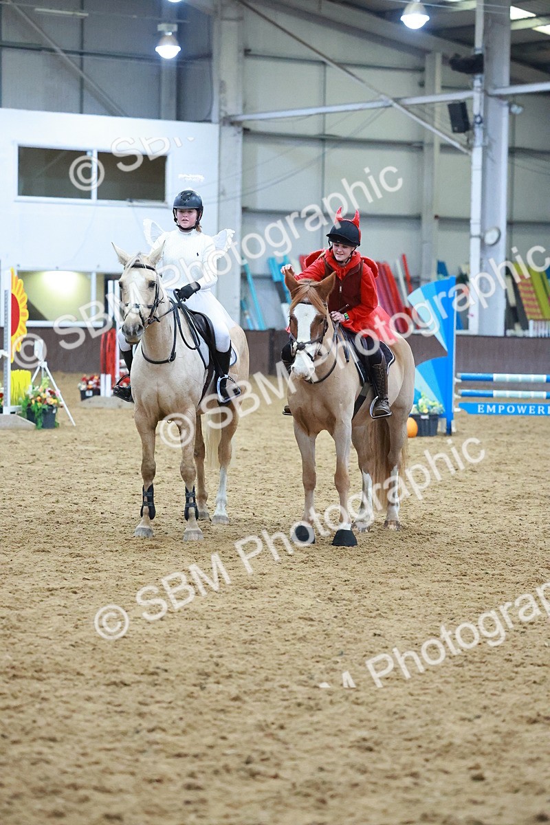 SBM_003656 - Class 4 - Pairs