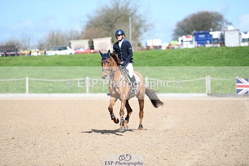 250328-111553-00712 - Cls 2 Snr Newcomers