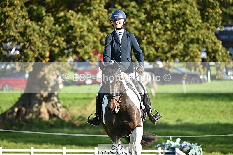 251024A-100632-08232 - G-552-Rachael.Whittaker