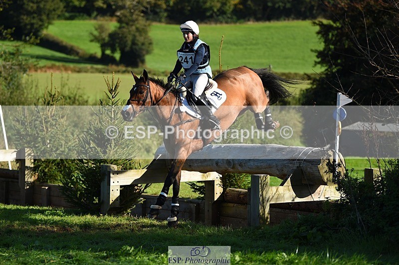231022-111208-25760 - 241-HILDARE.HERMITAGE-Danielle.Mccormack-XC
