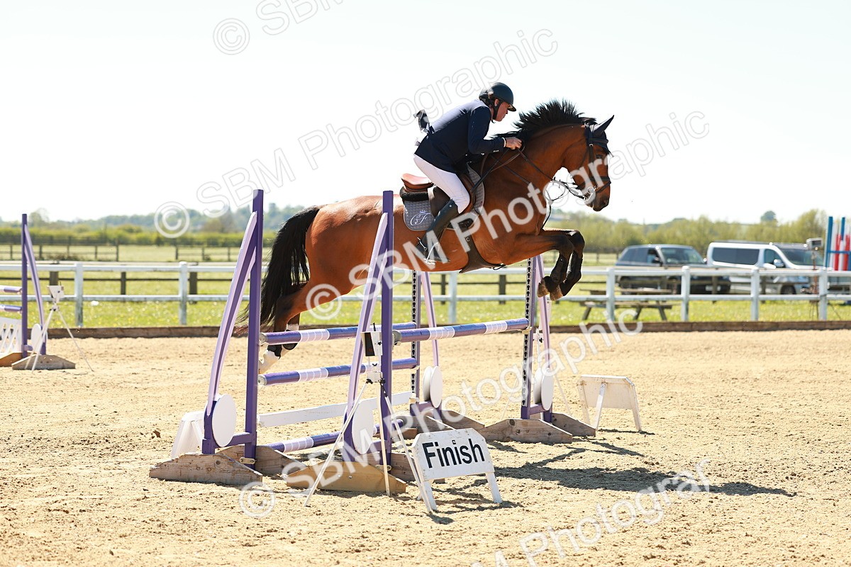 SBM_001434 - Class 4 - Senior Newcomers 1.10m