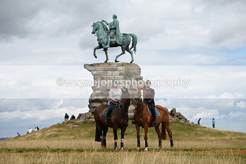 DSC_7032 - Time at Statue 12:45 to 13:15