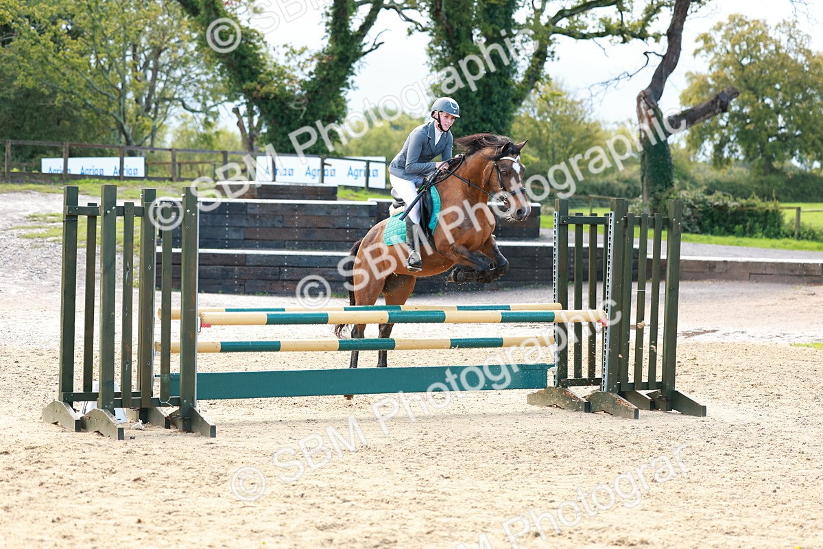 SBM_37805 - J39 - Senior Horse & Pony 85cm Championship