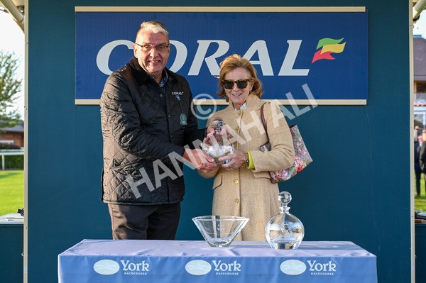 141023-Race 7-Star Ahoy-9422 - Race 7 4.45pm Coral 'Committed To Safer Gambling' Finale Handicap