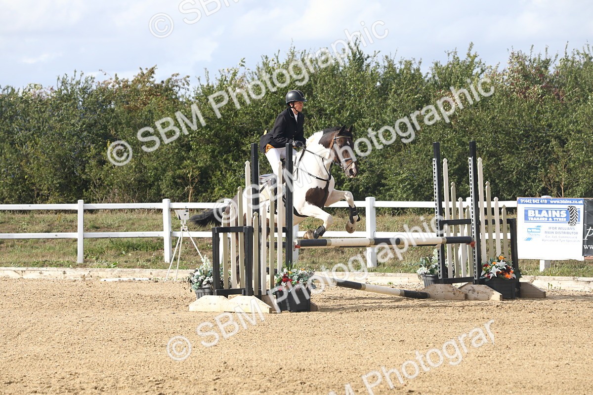 SBM_008011 - Class 12 - 90cm Champs