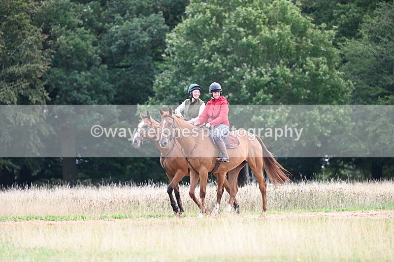DSC_4045 - Time at Statue 09:50 to 11:09