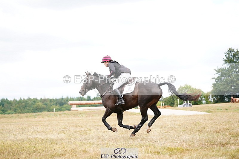 250802A-144110-05476 - F-251-Lizzie.Luxton-SHANNONDALE.LUIGI