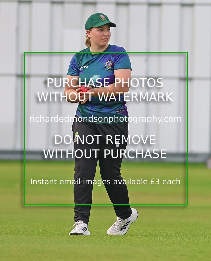 533A5198 - Kendal Cricket Women & Girls vs Carnforth Cricket Women & Girls (28/5/26)