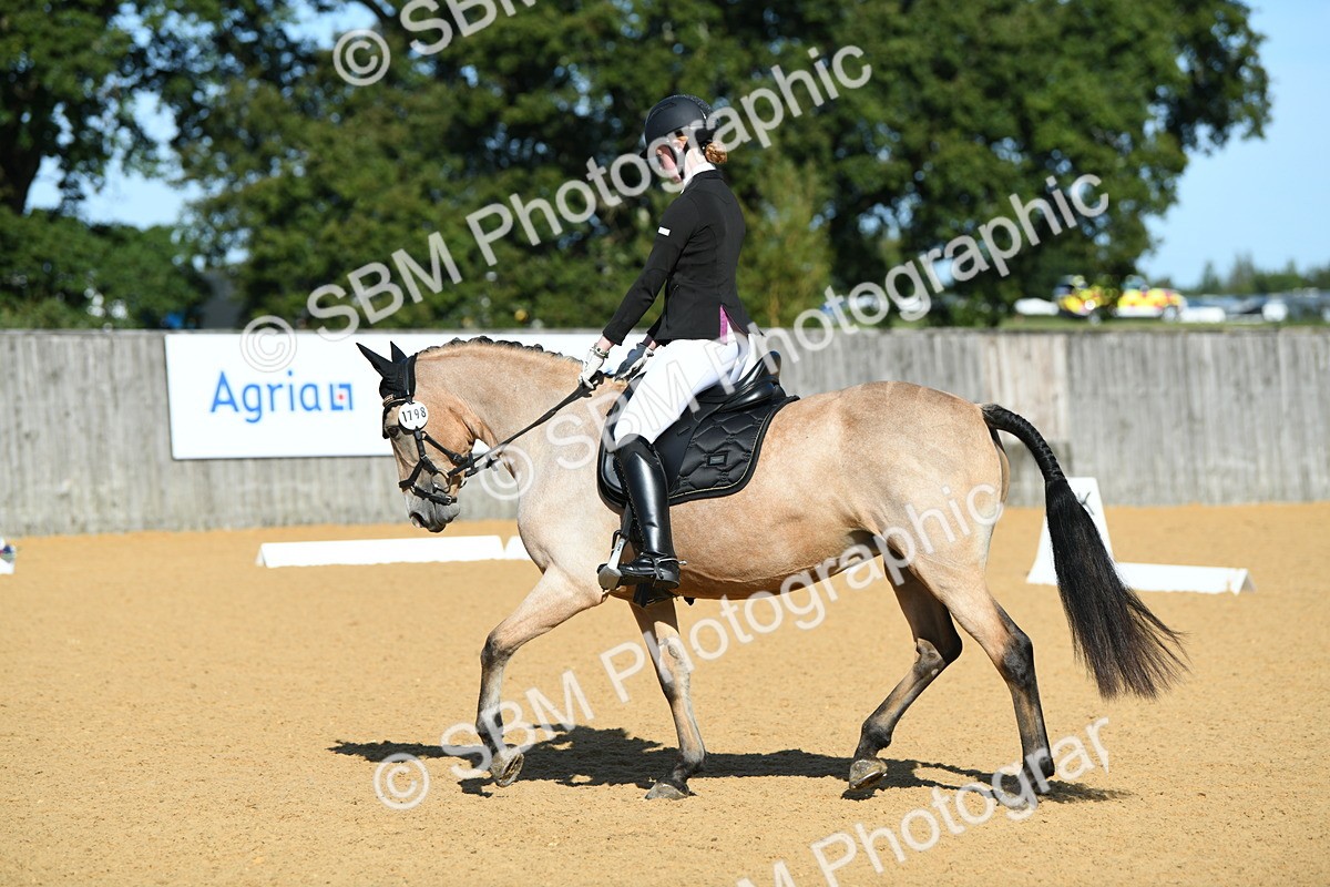 SBM_17883 - D4 - Small Tour Championship - Intro B