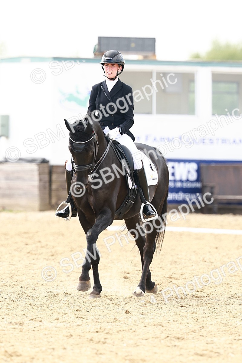 0B8A7087 - Class 12 - Medium 4