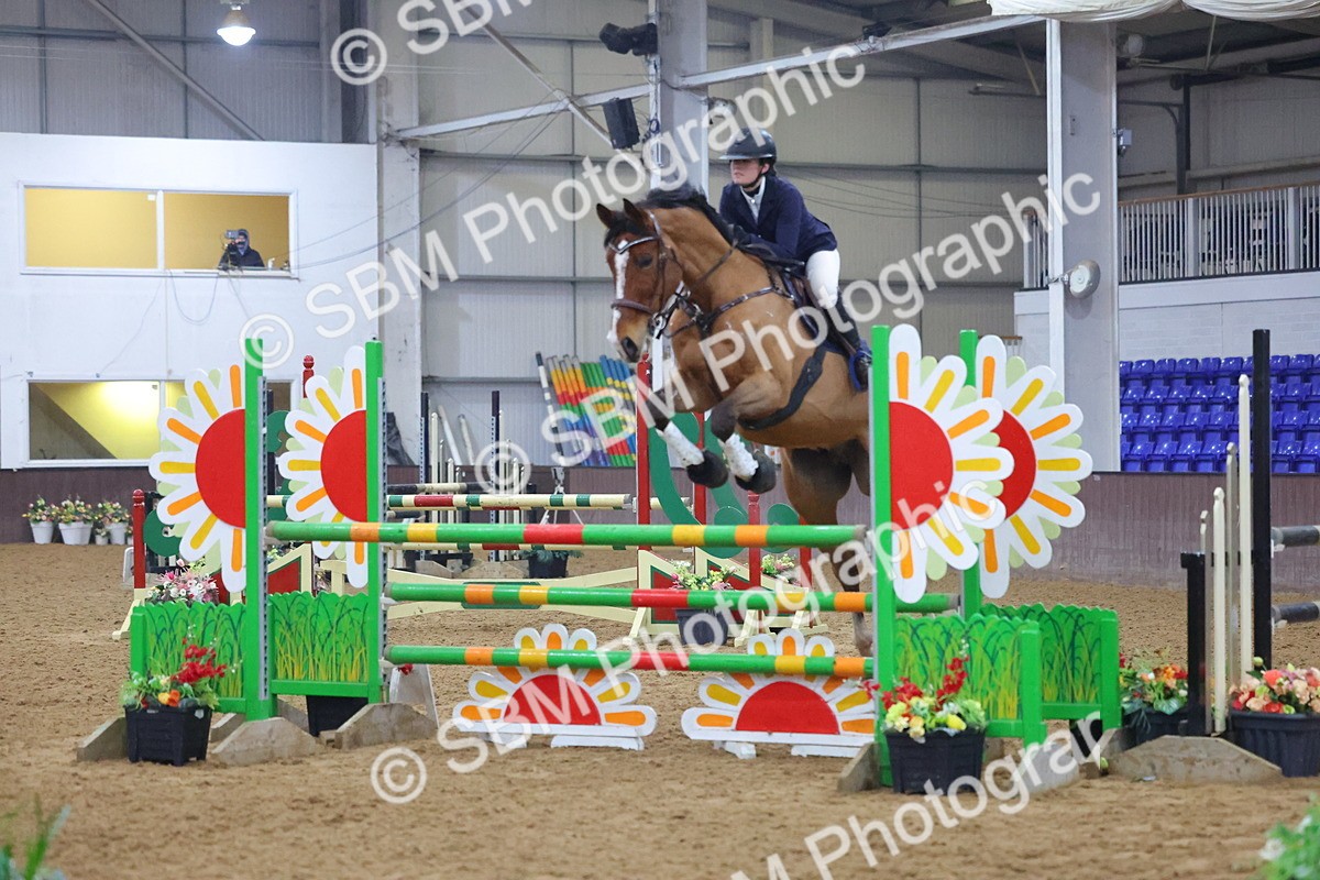 SBM_008919 - Class 22  - Senior Newcomers/ 1.10m Open - First Round (1.10m)