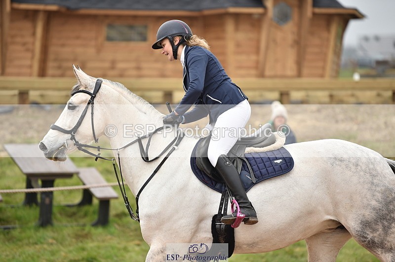 240331A-103154-00402 - 90cm First Round