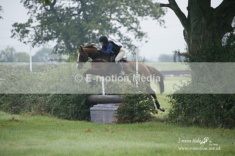 WWHT 171021 0058 - Novice Restricted (0.80m)  17/10/21