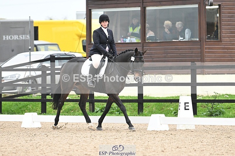 241103-105100-00384 - Intro 3 - 10.50 to 11.44