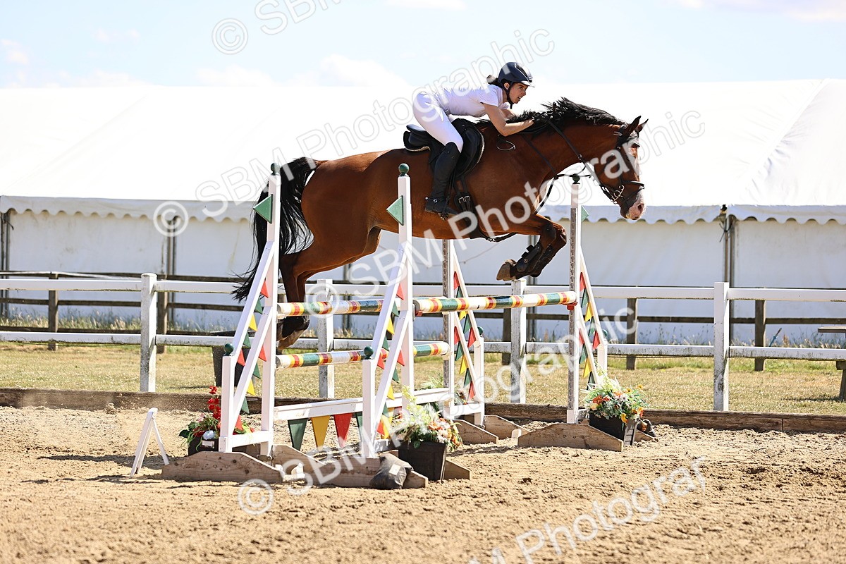 SBM_015309 - Class 16 - Senior foxhunter - 1.20m Open