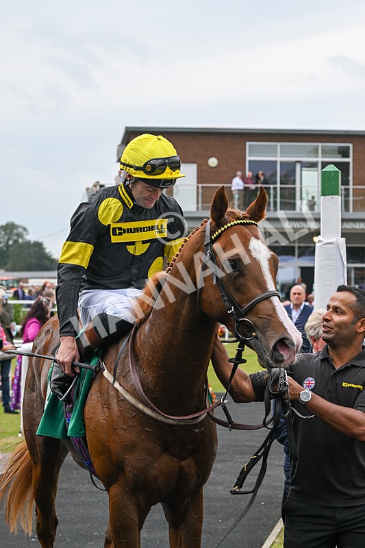 070924-Race 1-Managing Director-7039 - Race 1