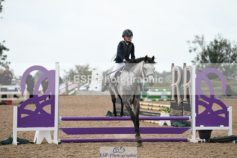 250807-100702-00062 - 60cms Round 1