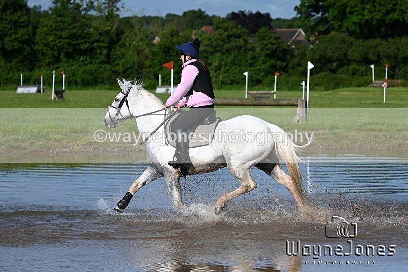 WJ7_1242 - Kellie Gemma Ashleigh - Chiltern XC 27-05-24