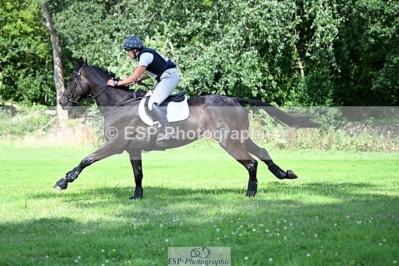 240803-161346-09459 - 263-Torie_Sleep-DUTCH-MAN