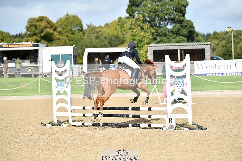 251004A-125323-01035 - Classes 6 & 7 60cm