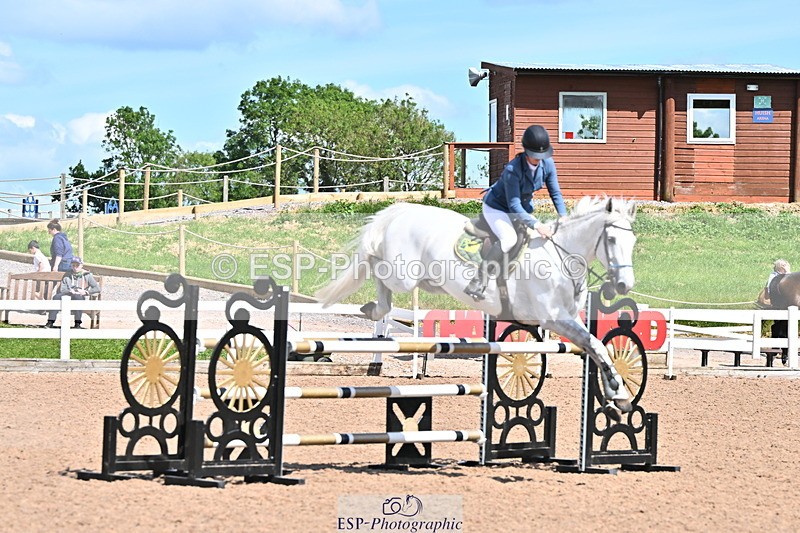 240619A-154932-00997 - Cls 5 Snr Foxhunter and 1.20m Open