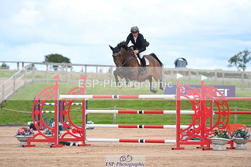 230721A-152201-07184 - Cls 10, 2 Star Big 1.45m Start to break