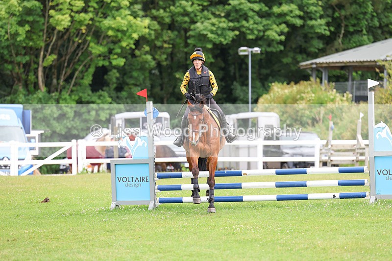 3E7A1041 - Class 4: 70cm Senior