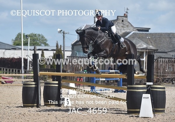 JAC_4659 - CLASS 7 Senior Foxhunter/ 1.20m Open