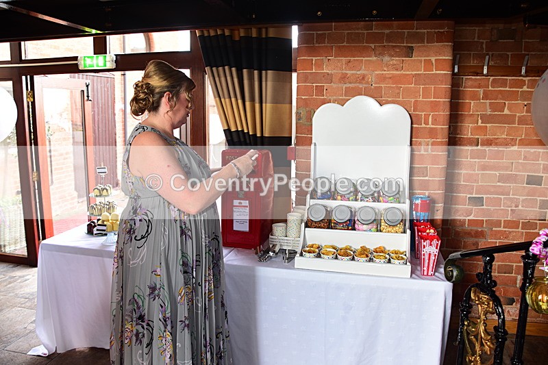 Lor-035 - Lorraine's 50th